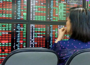 Ασία: Ο Nikkei ξεπέρασε τις 38.000 μονάδες μετά από...34 χρόνια