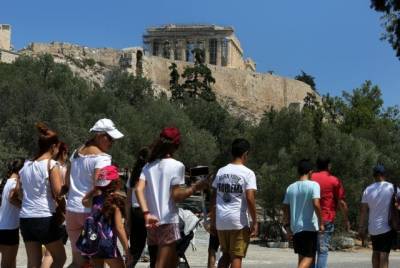 Από Δευτέρα οι αιτήσεις για Σχολή Ξεναγών και ΙΕΚ Τουρισμού