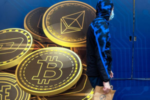 Διατηρείται πάνω από τα $22.000 το Bitcoin-Μεικτά πρόσημα στην αγορά