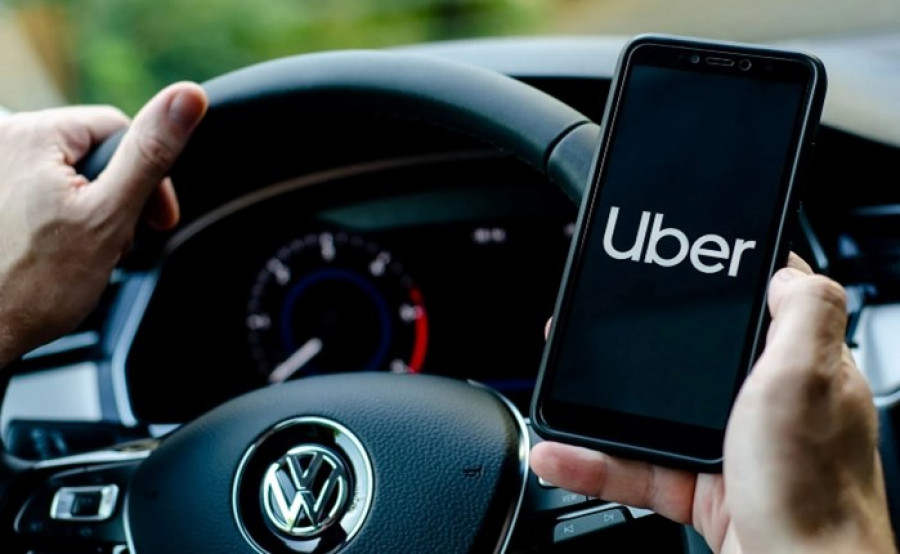 Uber: Τρεις νέες επιλογές μετακίνησης σε Αθήνα και Θεσσαλονίκη