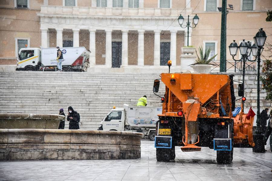 Δήμος Αθηναίων: 42 μεγάλα οχήματα &quot;σαρώνουν&quot; όλη την πόλη