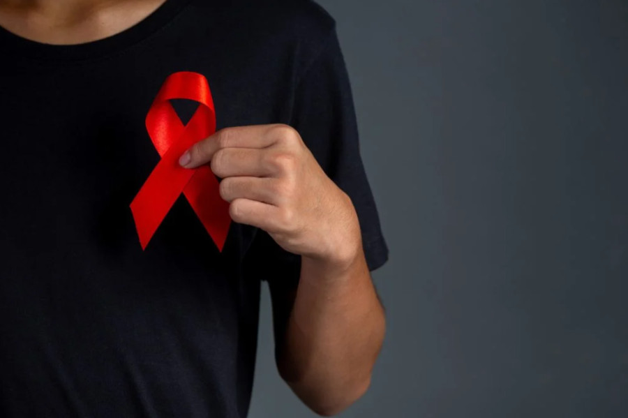 HIV: Αντιμετωπίζοντας την άγνοια και το στίγμα, κάνοντας ένα βήμα προς την πρόληψη