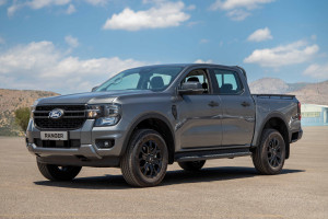Η Ford επαναπροσδιορίζει τον όρο «Βασική Έκδοση»