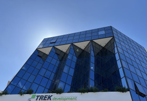 TREK Development: Είσοδος στις κρίσιμες υποδομές με έργο €3,3 εκατ. στο λιμάνι του Λαυρίου