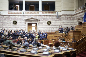 Υπερψηφίστηκε το νομοσχέδιο για το κτηματολόγιο - Τι αλλάζει