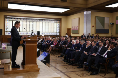 Στουρνάρας: 10 διδάγματα απ&#039;την κρίση χρέους-Τα ερωτήματα για το μέλλον