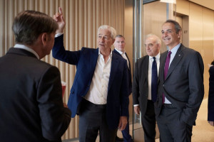 Συνάντηση Μητσοτάκη με τον Ντάιμον της JPMorgan: Η οικονομία και οι προκλήσεις της Ευρώπης