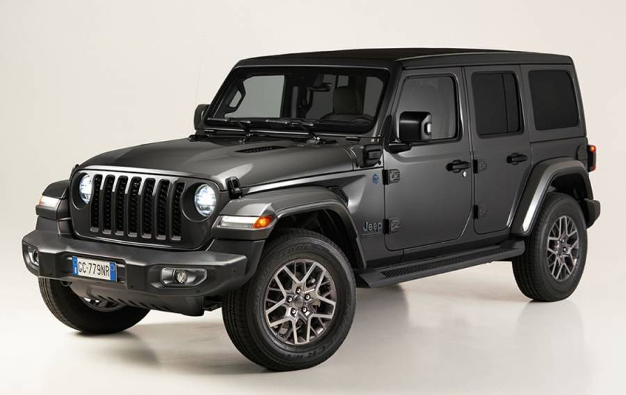 Tο νέο Plug-in Jeep® Wrangler 4xe «ζεσταίνει» τις μηχανές του για την Ευρωπαϊκή αγορά