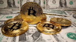 Το αμερικανικό δολάριο καταλύτης για την πορεία του Bitcoin