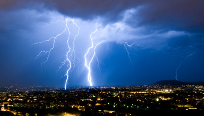 Περισσότερες από 31.000 ηλεκτρικές εκκενώσεις τη Δευτέρα (19/8)