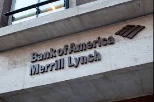 Ήσυχο καλοκαίρι για την Ελλάδα «βλέπει» η BofA Merrill Lynch
