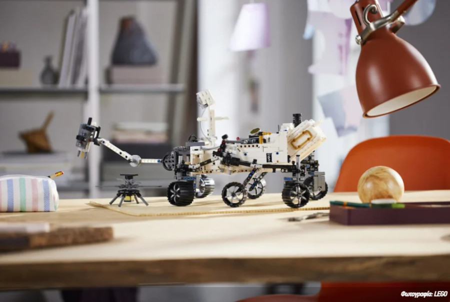 H Lego «αναβιώνει» με πάνω από 1.000 τουβλάκια το ρόβερ Perseverance της NASA