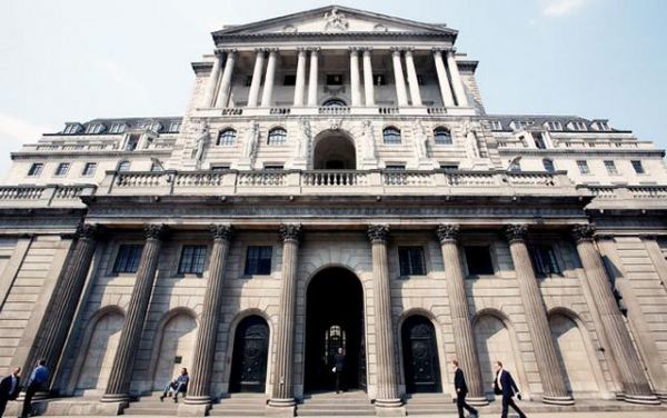 Ανησυχίες BoE για την αύξηση του καταναλωτικού δανεισμού