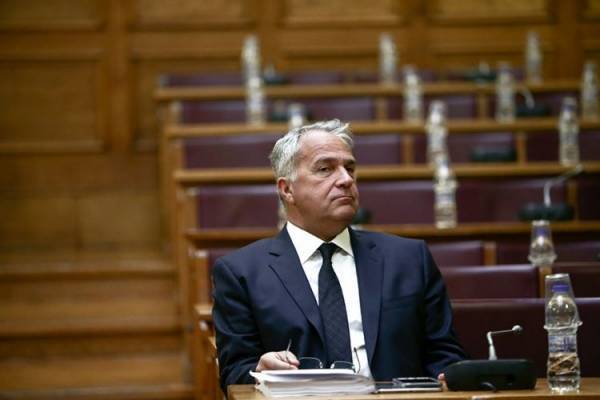 Βορίδης: Το 2020 θα επαναπροωθήσουμε 10.000 παράνομους μετανάστες