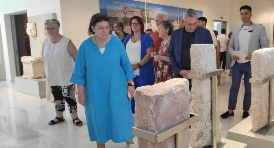 Το αρχαιολογικό μουσείο της Τήλου εγκαινίασε η Μενδώνη