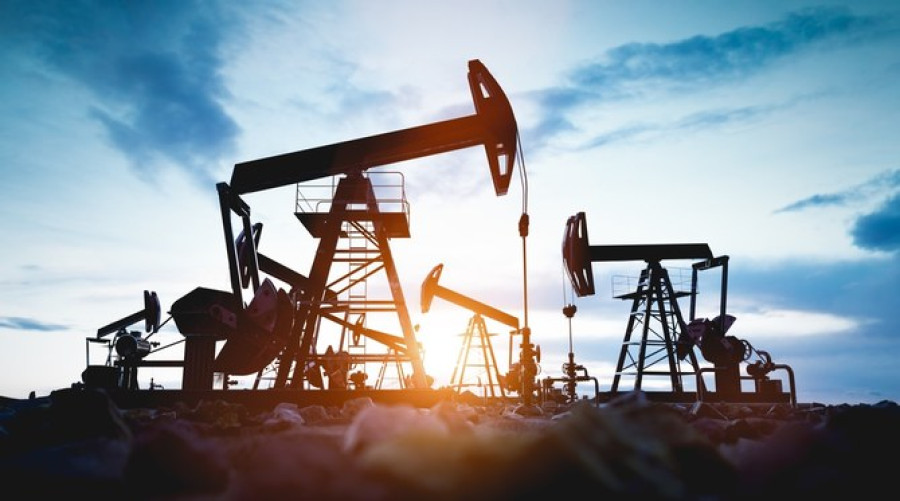 Πτώση άνω του 1% για το πετρέλαιο-Υποχωρεί και το αέριο