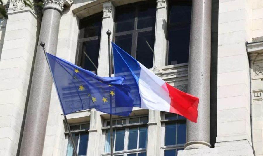 ΕΕ: «Καμπανάκι» σε Γαλλία- Ιταλία για έλλειμα και χρέος