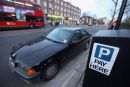 Έξυπνο παρκάρισμα: Η απίστευτη εφαρμογή που λύνει τα χέρια των οδηγών