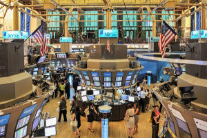 Χρονιά «όνειρο» για τη Wall Street - «Απογειώθηκε» ο Nasdaq