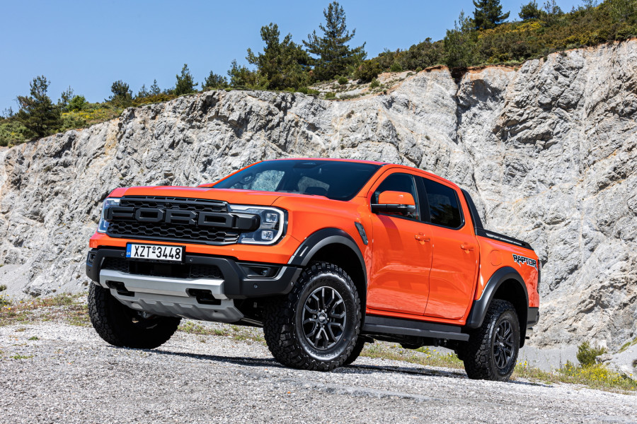 Nέο Ford Ranger Raptor: Δεν σταμάτει πουθενά